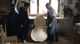 ซ่อมดับเบิลเบส รูป