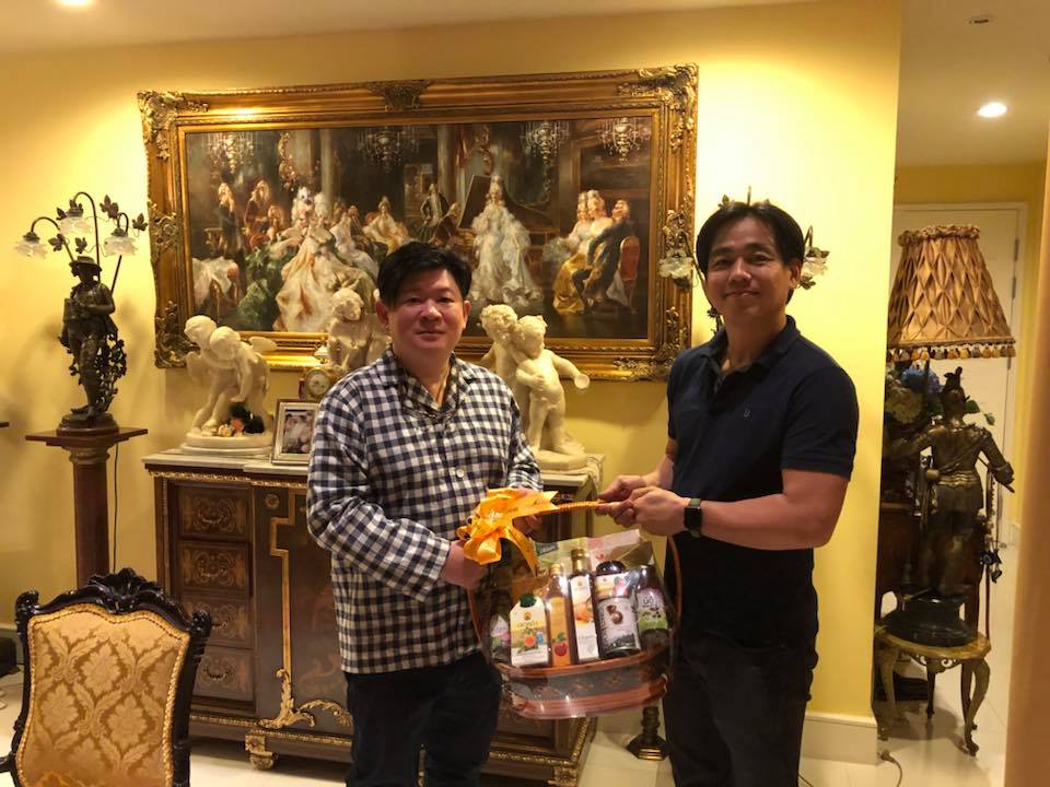 นายแพทย์วิชัย หงส์จารุ